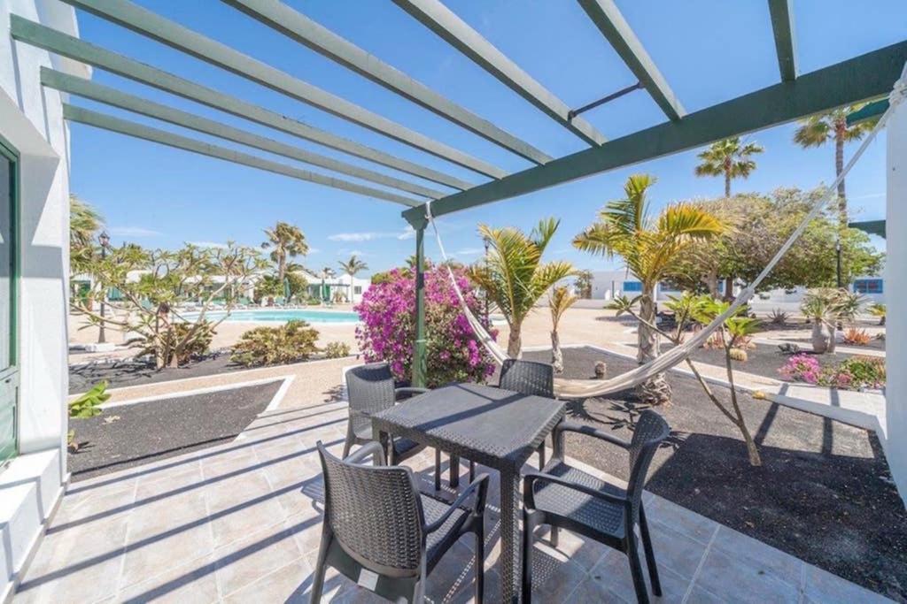 Bandama 14! 2 Bedroom Newly Renovated Bungalow, Los Pocillos, Puerto Del Carmen. Puerto del Carmen  Exterior photo