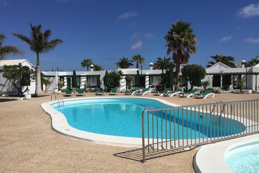 Bandama 14! 2 Bedroom Newly Renovated Bungalow, Los Pocillos, Puerto Del Carmen. Puerto del Carmen  Exterior photo